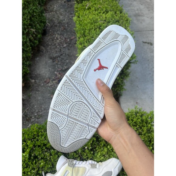 Size 12 - Jordan 4 Retro Mid White Oreo main image 5